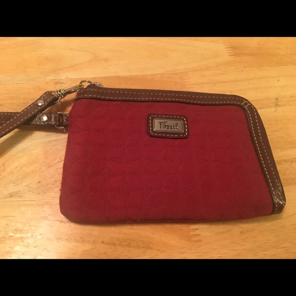 Fossil wristlet - Picture 1 of 2
